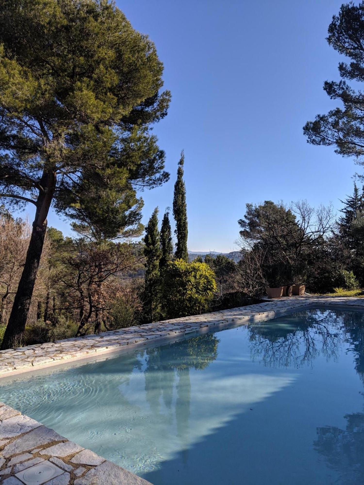 Le Clos Sous Le Chemin Seillans Bagian luar foto
